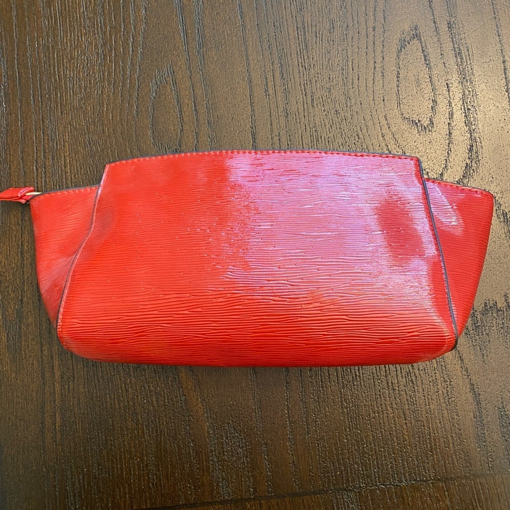 Estee Lauder Ruby Red Travel Bag